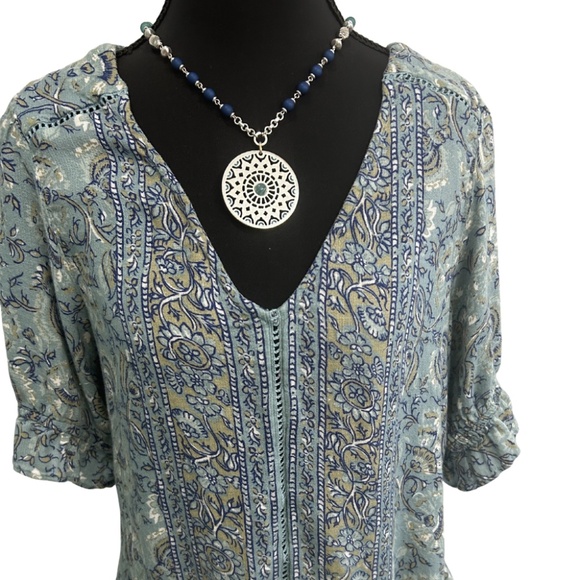 Lucky Brand Women’s Blue Patterned Blouse - Picture 2 of 10